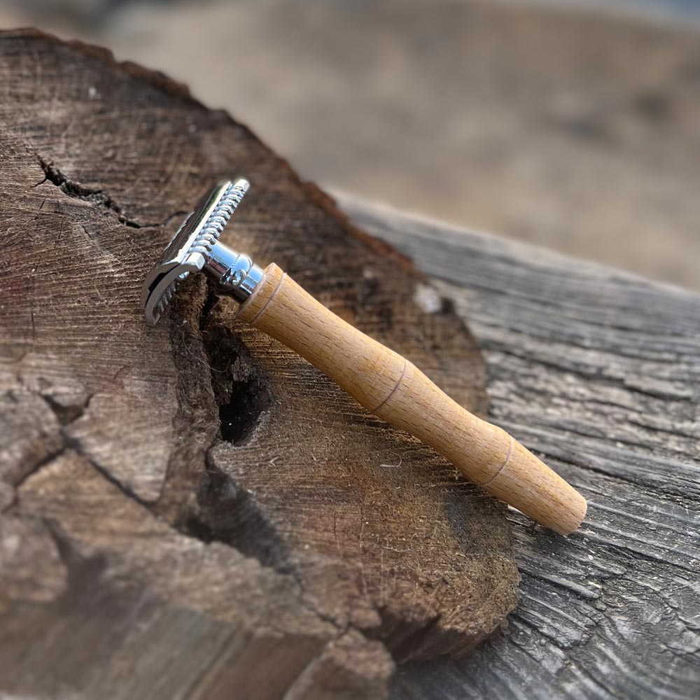 Bamboo Razor